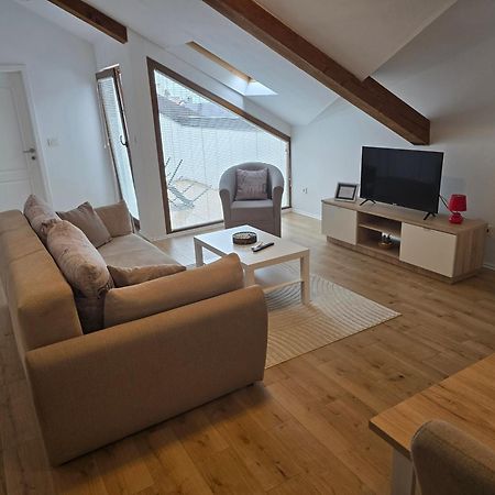 App E.N.A. Apartment Umag Ngoại thất bức ảnh