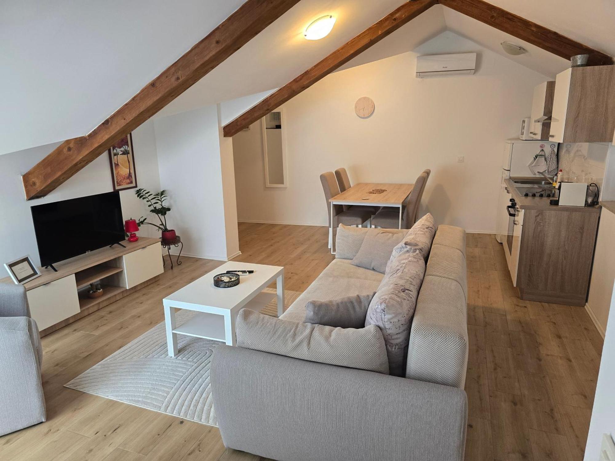 App E.N.A. Apartment Umag Ngoại thất bức ảnh