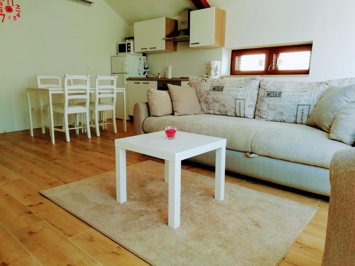 App E.N.A. Apartment Umag Ngoại thất bức ảnh