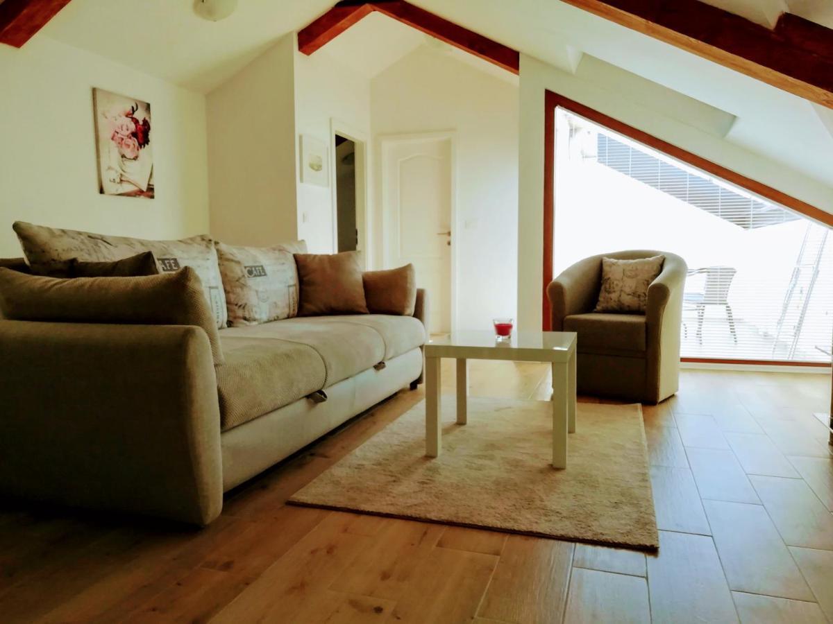 App E.N.A. Apartment Umag Ngoại thất bức ảnh